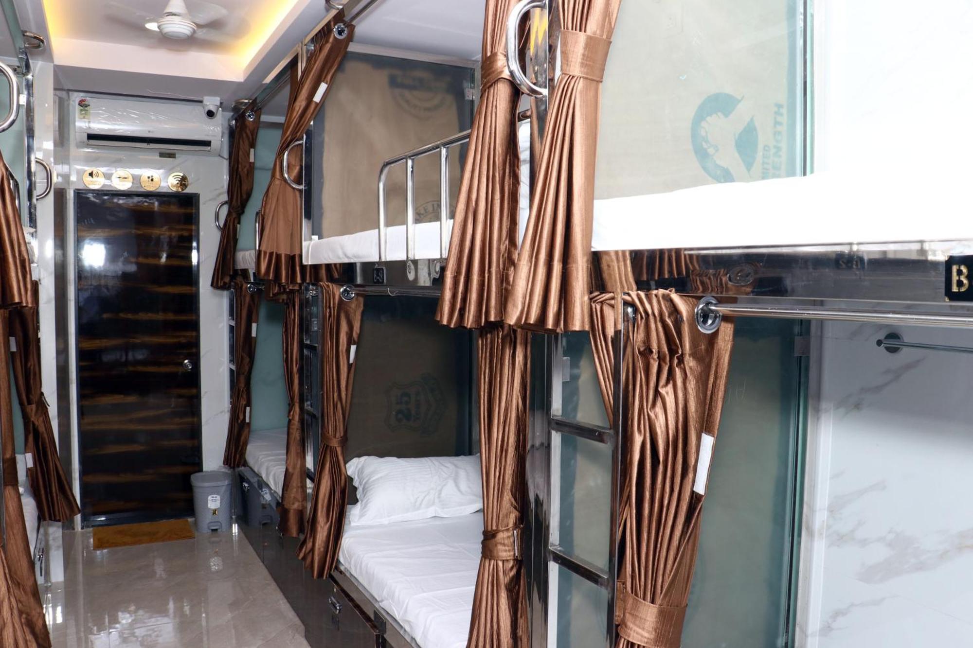 Hotel Comfy Inn Mumbai Exterior photo